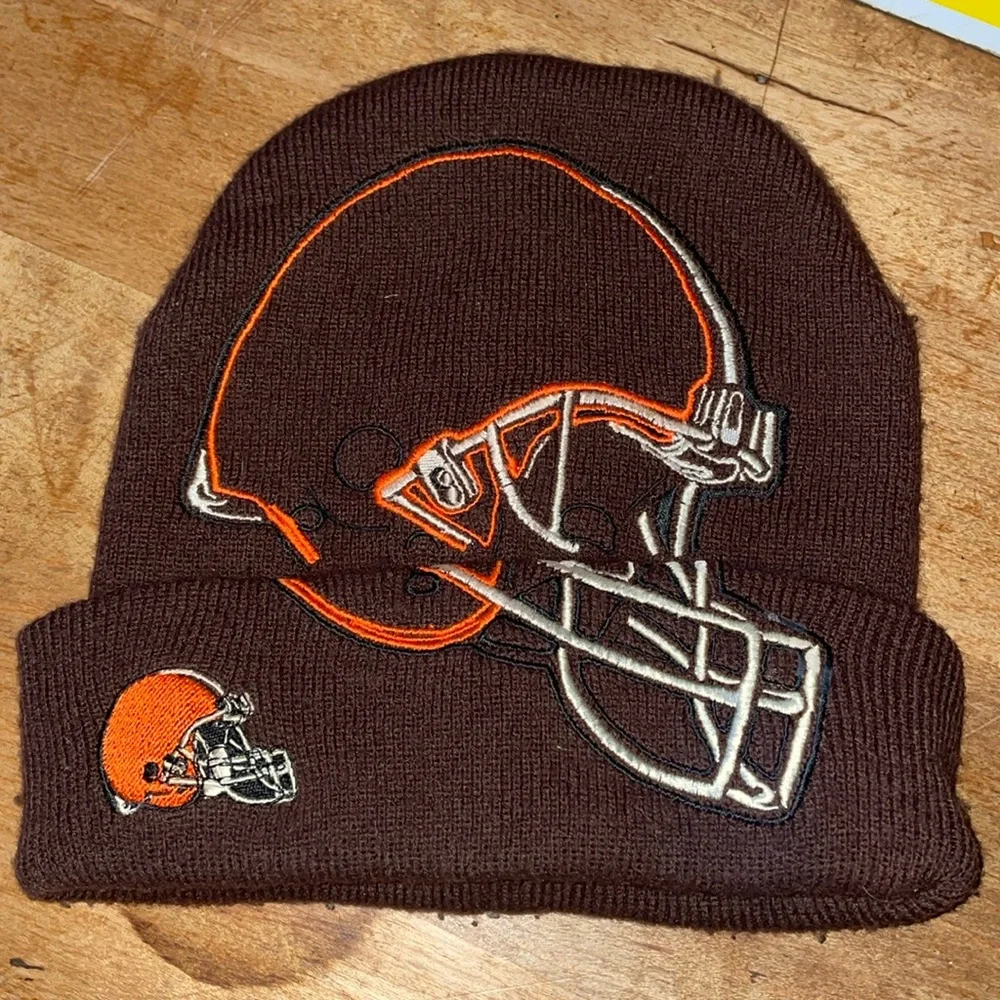 Vintage Cleveland Browns helmet winter hat